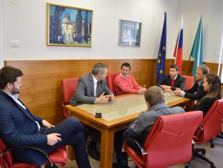 MINISTER ŽIDAN PRI BOVŠKEM ŽUPANU 1