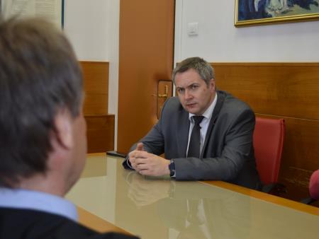 MINISTER ŽIDAN PRI BOVŠKEM ŽUPANU 2