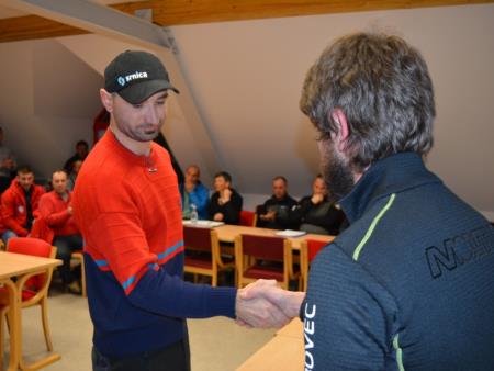 OBČNI ZBOR DRUŠTVA GRS BOVEC 5