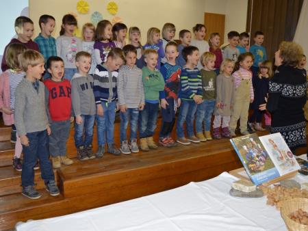 Z OTROKI KUHAJMO ZDRAVO 8