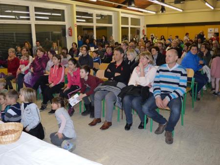 Z OTROKI KUHAJMO ZDRAVO 16