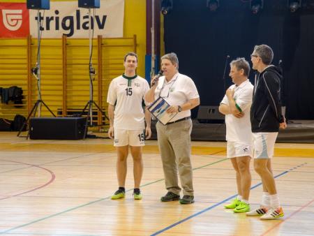 ŽIVIMO ŽIVLJENJE Z NASMEŠKOM 2