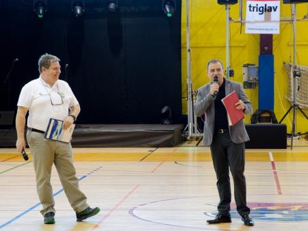 ŽIVIMO ŽIVLJENJE Z NASMEŠKOM 6