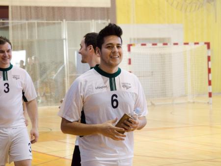 ŽIVIMO ŽIVLJENJE Z NASMEŠKOM 10