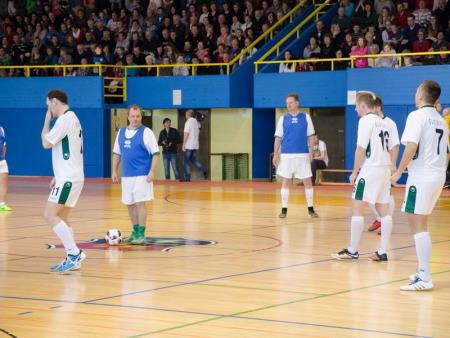 ŽIVIMO ŽIVLJENJE Z NASMEŠKOM 34