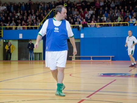 ŽIVIMO ŽIVLJENJE Z NASMEŠKOM 39