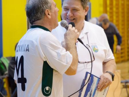 ŽIVIMO ŽIVLJENJE Z NASMEŠKOM 46