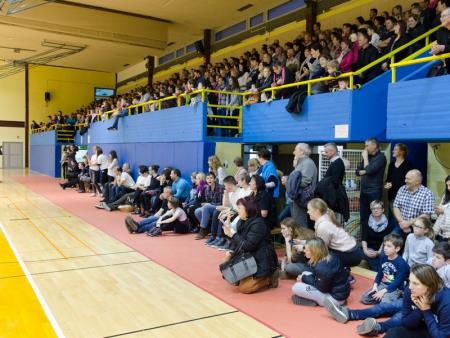 ŽIVIMO ŽIVLJENJE Z NASMEŠKOM 65