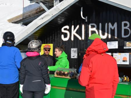 IZJEMNA SNEŽNA VESELICA NA SMUČIŠČU KANIN 4