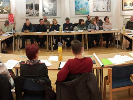 ZAKLJUČENA 24. REDNA SEJA OBČINSKEGA SVETA OBČINE BOVEC 5