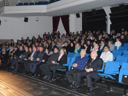 ŽUPANOV NOVOLETNI SPREJEM 6