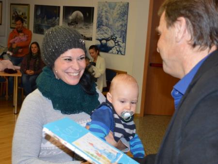 ŽUPANOV SPREJEM NOVOROJENČKOV 9