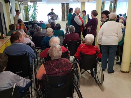 OBISK STANOVALCEV DOMOV UPOKOJENCEV 2