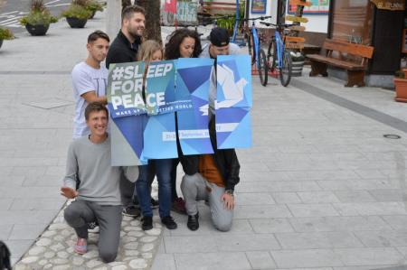 MEDNARODNA KAMPANJA SLEEP FOR PEACE 10