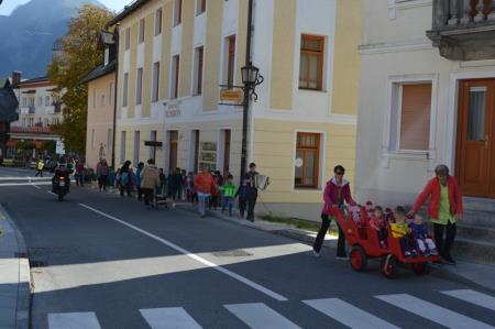 SPREHOD ZA SPOMIN 11