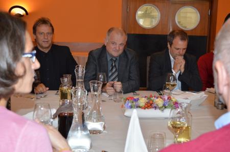 VELEPOSLANIKI NA POTI MIRU 7