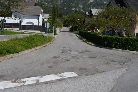 UREDITEV ULIC NA BRDU 6