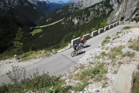 KOLESARSKI VZPON NA MANGART 3