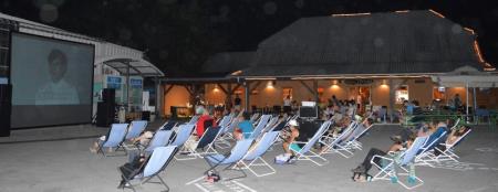 PRVI FILM LETNEGA KINA Z ODLIČNO UDELEŽBO 5