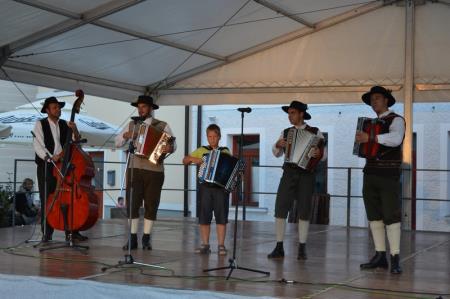 FESTIVAL FOLKLORNIH SKUPIN 5