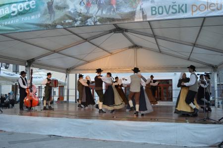 FESTIVAL FOLKLORNIH SKUPIN 14
