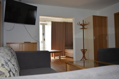 ODPRTJE GARNI HOTELA V BOVCU 11