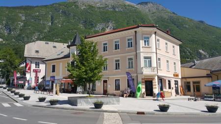 BOVŠKI TRG MORA BITI NAŠ PONOS 3