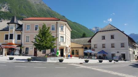 BOVŠKI TRG MORA BITI NAŠ PONOS 4