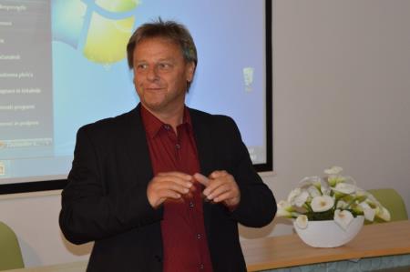 PRIMORSKI SLOVENISTIČNI DNEVI 4