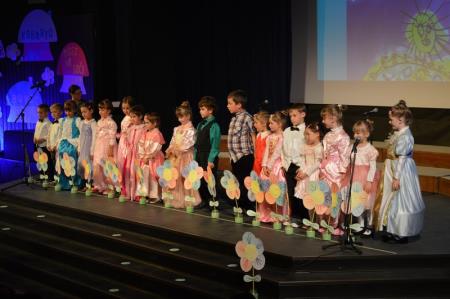 8.FESTIVAL OTROŠKIH PESMI IN PLESOV 3