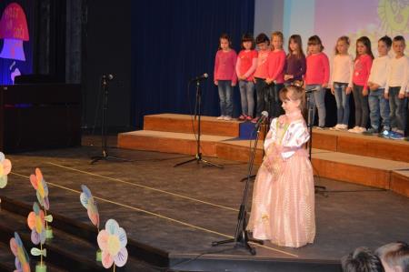8.FESTIVAL OTROŠKIH PESMI IN PLESOV 9
