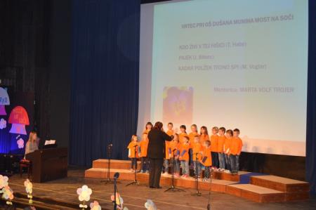 8.FESTIVAL OTROŠKIH PESMI IN PLESOV 21