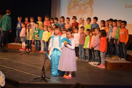 8.FESTIVAL OTROŠKIH PESMI IN PLESOV 29