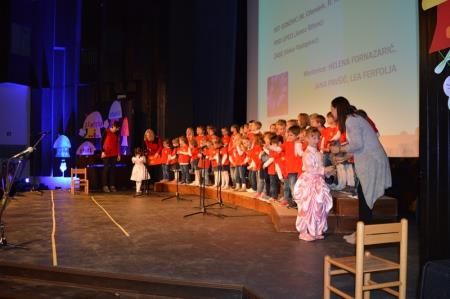 8.FESTIVAL OTROŠKIH PESMI IN PLESOV 73