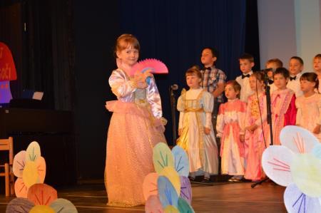 8.FESTIVAL OTROŠKIH PESMI IN PLESOV 77