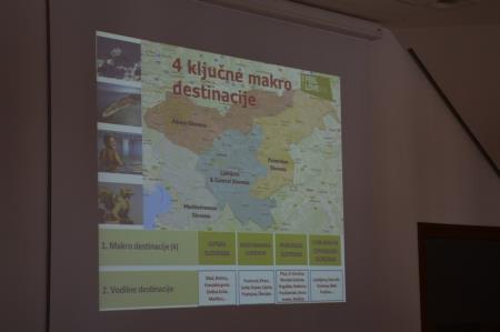 POSVET POTENCIALI IN IZZIVI TURIZMA V DOLINI SOČE 14