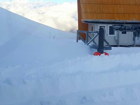 NA KANINU BOGATA POŠILJKA SNEGA 1