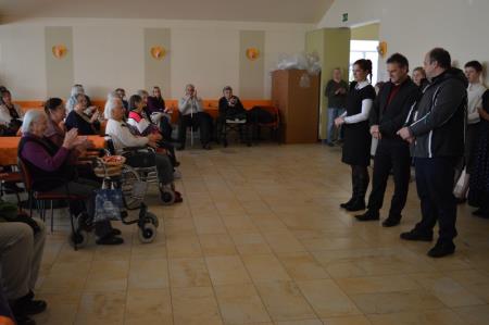 OBISK STANOVALCEV DOMOV UPOKOJENCEV 12