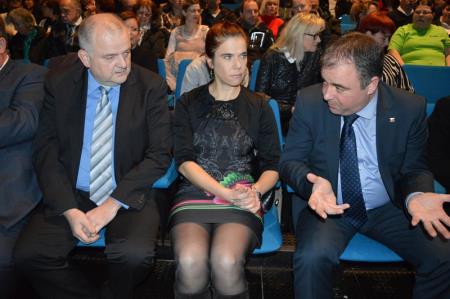 ŽUPANOV BOŽIČNO NOVOLETNI SPREJEM 16