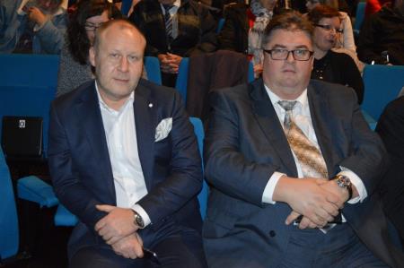 ŽUPANOV BOŽIČNO NOVOLETNI SPREJEM 17