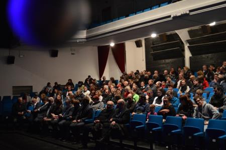 ŽUPANOV BOŽIČNO NOVOLETNI SPREJEM 18