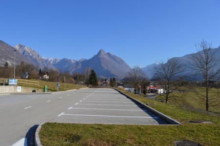 UREJENO PARKIRIŠČE NA POSTAJI »A« 3