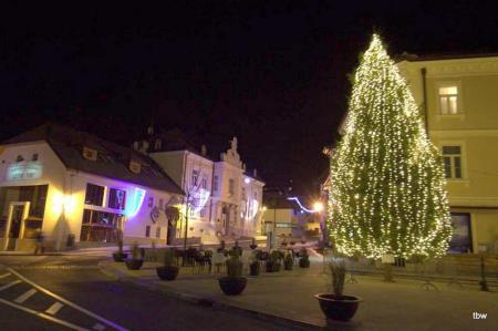 PRIŽIG PRAZNIČNIH LUČK 3