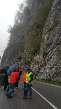 OBETA SE UREDITEV CESTNEGA ODSEKA KLUŽE 7