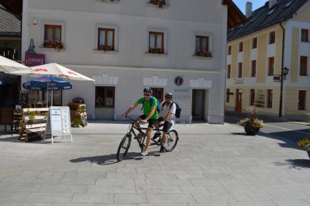 KOLESARIM, DA POMAGAM TUDI V BOVCU 2