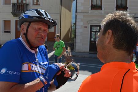 KOLESARIM, DA POMAGAM TUDI V BOVCU 14