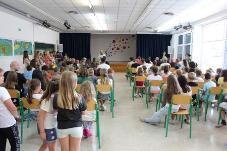 SPREJEM PRVOŠOLČKOV NA OŠ BOVEC